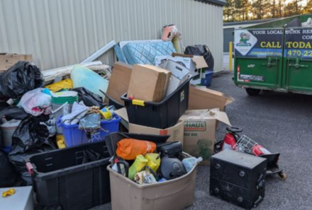 How Junk Removal Services in Roswell Help Real Estate Agents Close Deals Faster